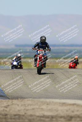media/Jun-14-2025-Lets Ride (Sat) [[c36d48699a]]/C Group/1140am (Grapevine)/